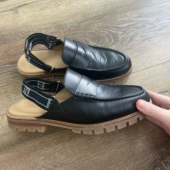 EUC Men’s Fendi Loafers Size 9 - Picture 2 of 6